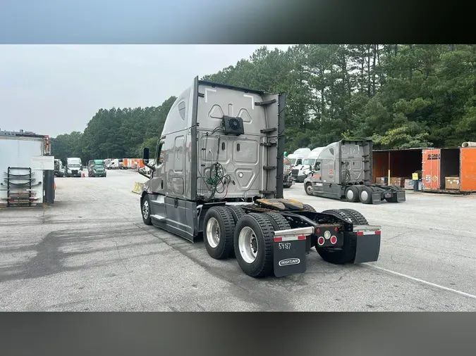 2023 Freightliner Cascadia 12650e099a9d88e62b1e70c7c764e206395