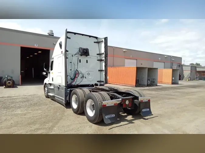 2023 Freightliner Cascadia 12650e0e2254633bbf43ab35a96e388b02a
