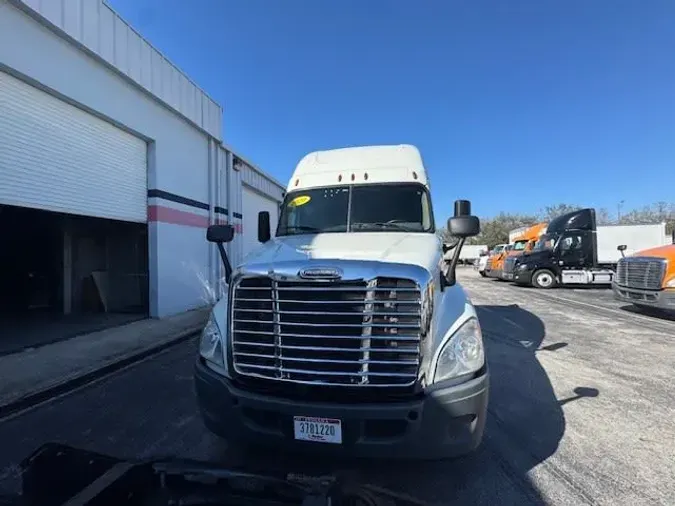 2020 FREIGHTLINER/MERCEDES CASCADIA 125