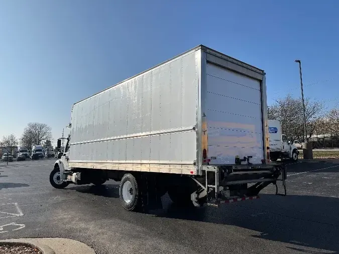 2018 Freightliner M2