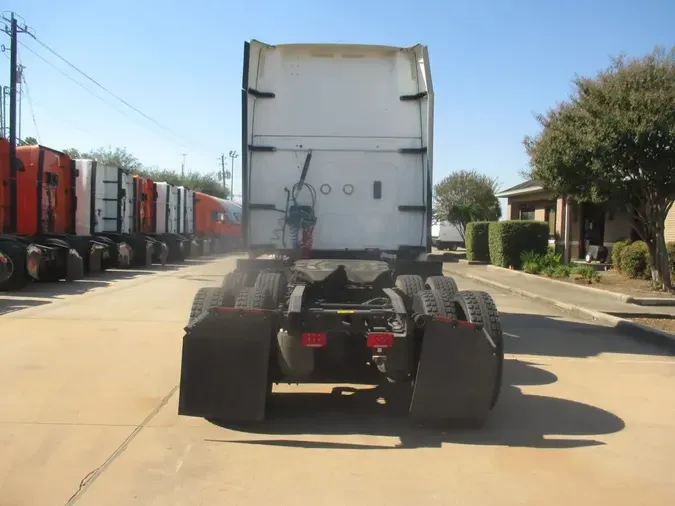 2019 NAVISTAR INTERNATIONAL LT625 SLPR CAB50e83c3dfe91f44de584da29f96d5c55