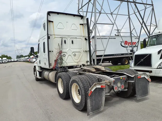 2019 FREIGHTLINER/MERCEDES CASCADIA 125