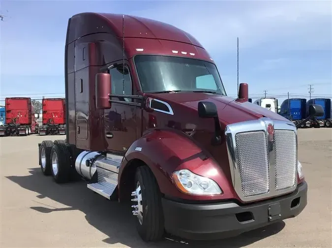2021 KENWORTH T680
