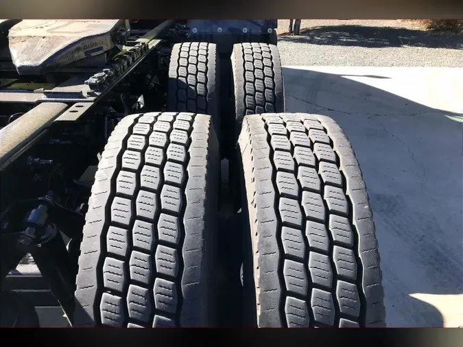 2023 INT LT625 6X450f242bf8124acf0664b2c83c71e24fb