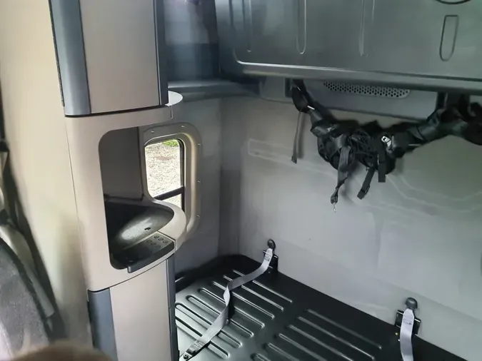 2020 FREIGHTLINER/MERCEDES CASCADIA 125