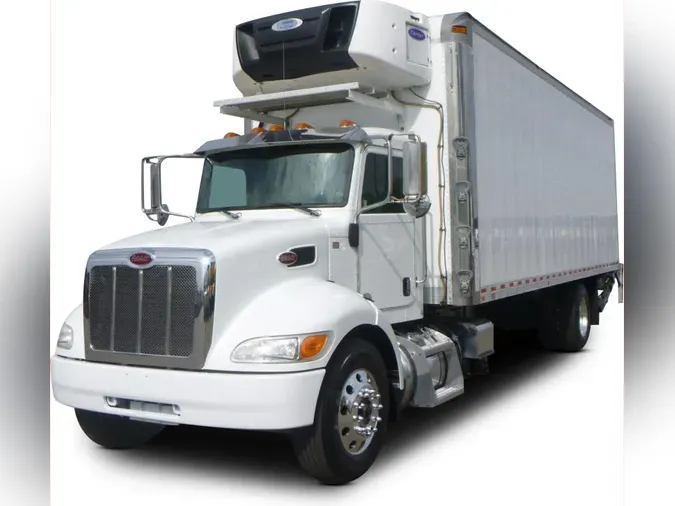 2020 Peterbilt 33750f365161c5589f2a60e48135f21371a