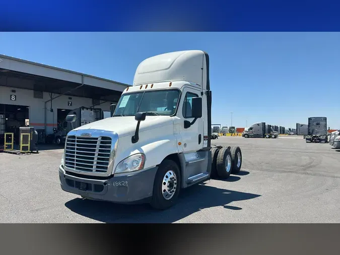 2019 Freightliner Cascadia 12550f64ee71de8c4842ac1e7b575a9ea2e