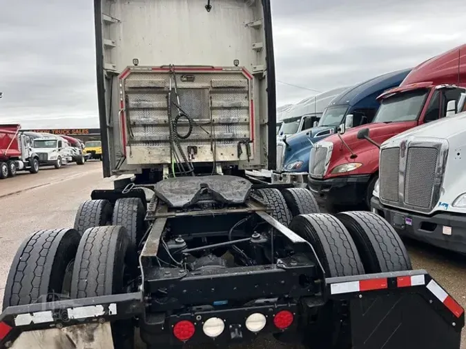 2019 KENWORTH T68050f6f4c672f6934d0572a3f2f576a0c1