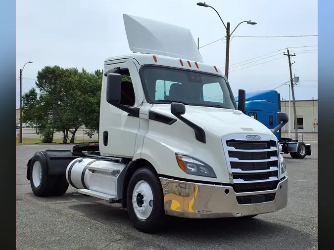 2020 FREIGHTLINER/MERCEDES NEW CASCADIA 11650f7dd83dcd2a32625e48cb22aaabcb0