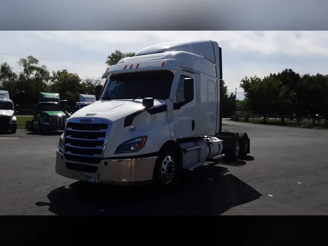 2021 Freightliner Cascadia 12650f914d3a4b1ded92af6db6d9a81774e