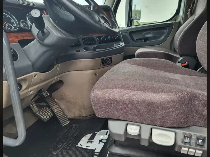 2019 FREIGHTLINER/MERCEDES CASCADIA 125