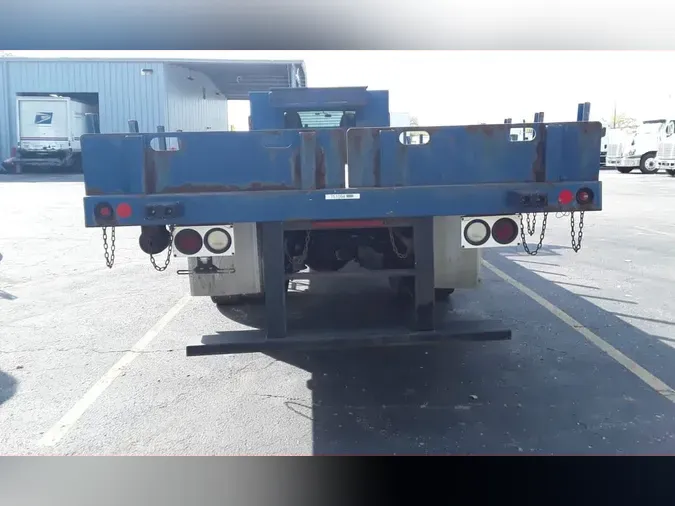 2018 FREIGHTLINER M2 106