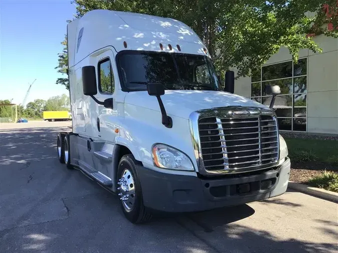 2018 FREIGHTLINER CASCADIA EVOLUTION