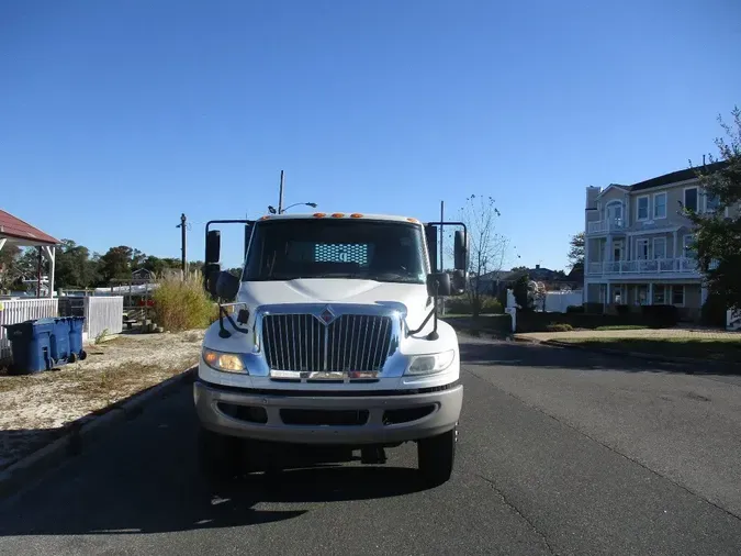 2016 INTERNATIONAL 4300
