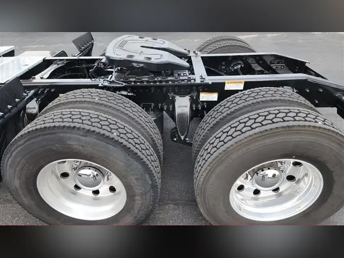 2020 FREIGHTLINER CA126