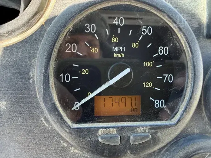 2013 CAPACITY TJ7000