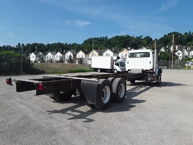 2016 FREIGHTLINER M2 112
