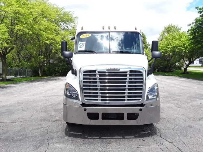 2019 FREIGHTLINER/MERCEDES CASCADIA PX11364ST511235e184f661297e929389a391c6e9