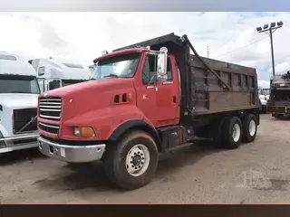1998 FORD LT9513