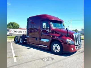 2018 Freightliner CASCADIA 125