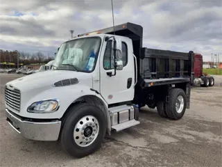 2022 Freightliner BUSINESS CLASS M2 106
