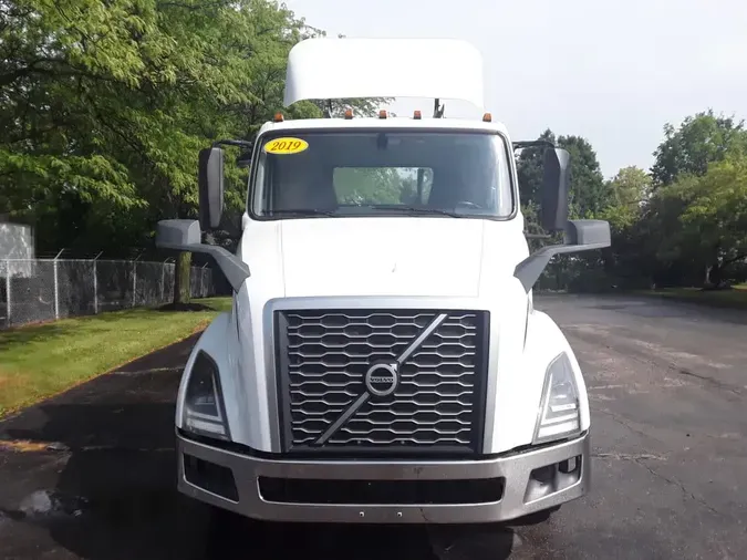 2019 VOLVO VNL64T-300511b06d552e9c80f7bd2b42e586ce1da