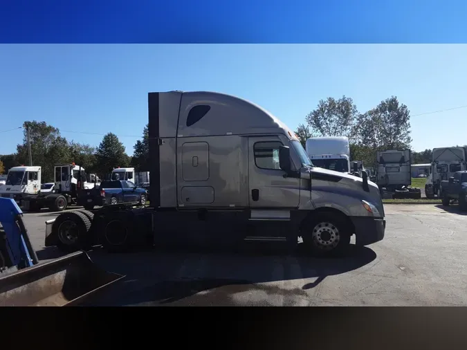 2023 Freightliner Cascadia 126512063ac0e2f5ad698c09bc02219c2ed