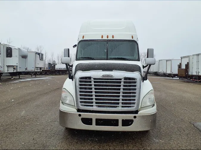 2018 FREIGHTLINER/MERCEDES CASCADIA 125