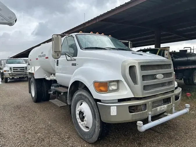 2009 FORD F750 SD