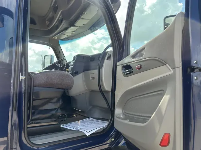 2021 Peterbilt 579