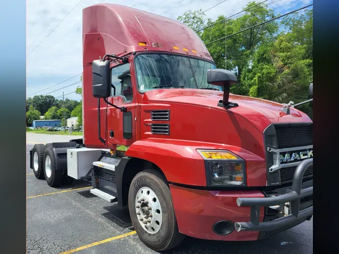 2019 MACK TRUCKS, INC. ANTHEM 64T