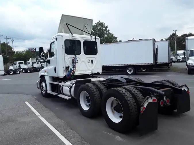 2019 FREIGHTLINER CASCADIA 125