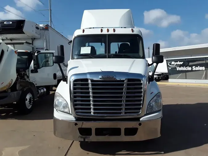 2018 FREIGHTLINER/MERCEDES CASCADIA 1255128c5fb7291c0661a56ad6e761aee18