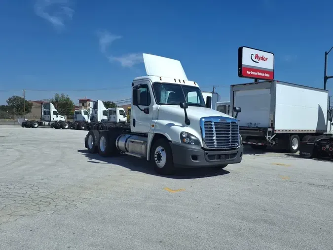 2020 FREIGHTLINER/MERCEDES CASCADIA 125512b60a094ec3b01823eb7817b8497c6