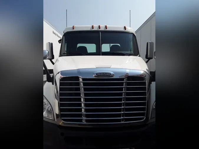 2017 FREIGHTLINER/MERCEDES CASCADIA 113