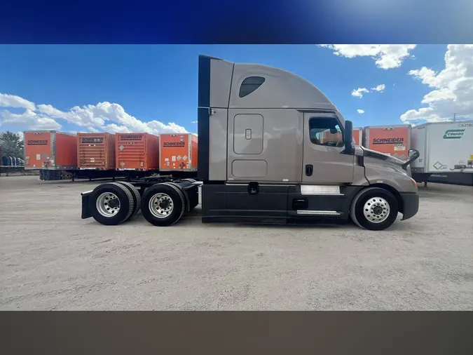 2025 Freightliner Cascadia 1265136784db969aa95eb3a9582bc98bb3f