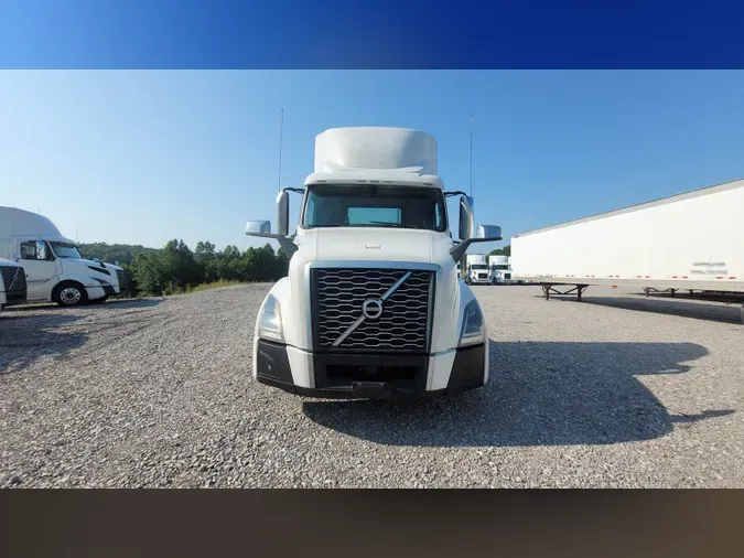 2019 Volvo VNL300