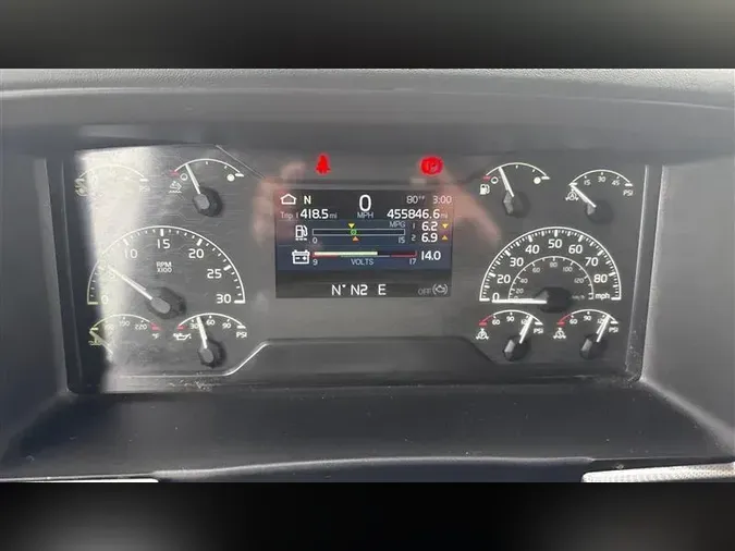 2020 VOLVO VNL860
