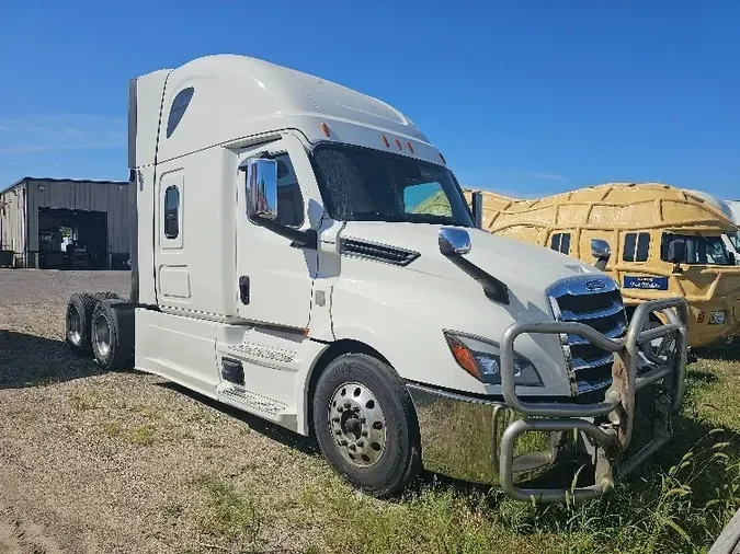 2020 Freightliner T12664ST513a8d160ff452141323473f42144310