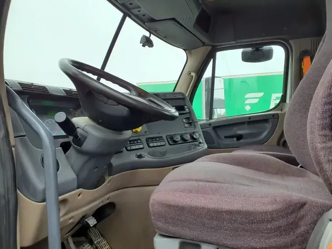 2018 FREIGHTLINER/MERCEDES CASCADIA 125