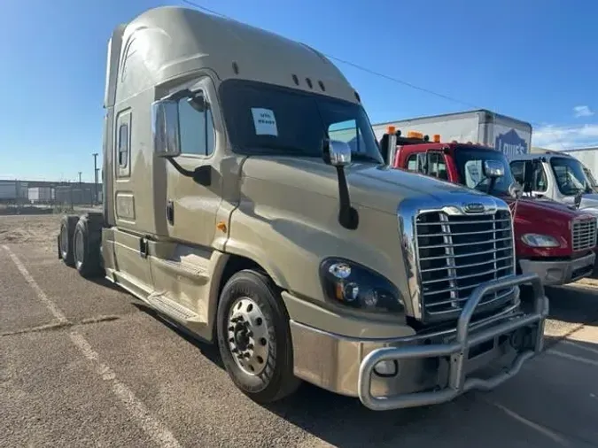 2017 FREIGHTLINER/MERCEDES CASCADIA 125