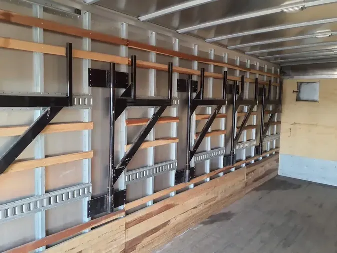 2020 FREIGHTLINER/MERCEDES M2 106