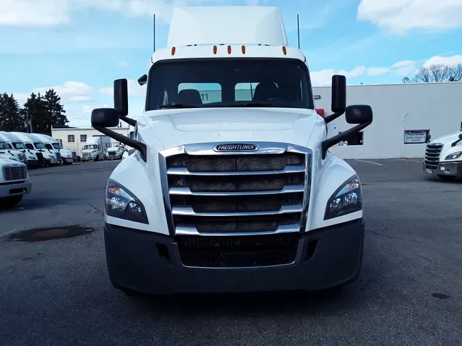 2018 FREIGHTLINER/MERCEDES NEW CASCADIA PX12664