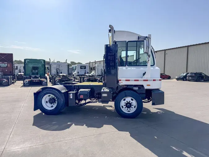 2026 AUTOCAR XSPOTTER ACTT5142ce6cd850ea67ee64dca21712c854