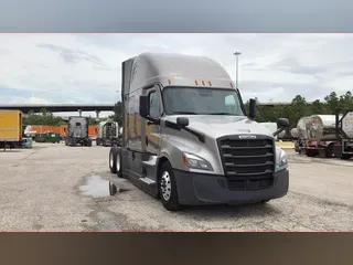 2023 Freightliner Cascadia