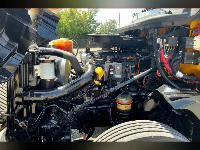 2019 INT LT625 6x4