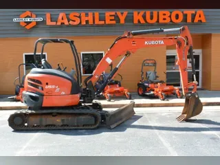 Kubota U55-4R1A