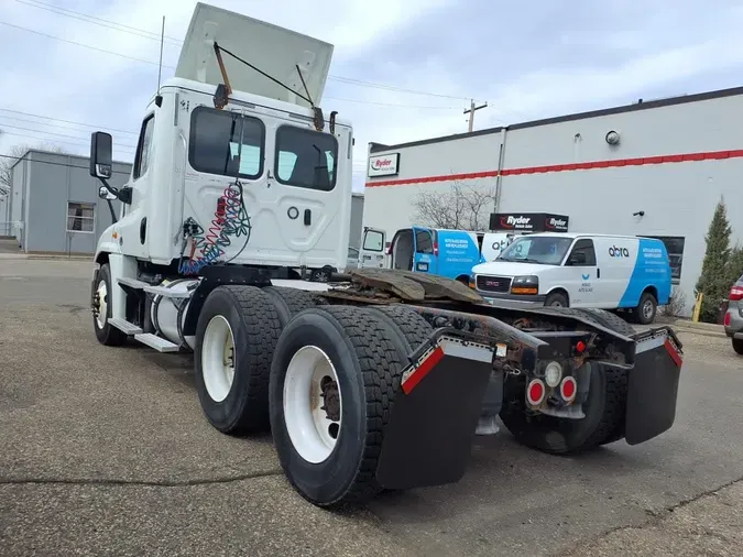 2018 FREIGHTLINER/MERCEDES CASCADIA 125