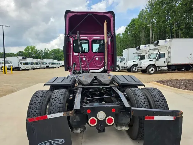 2020 FREIGHTLINER/MERCEDES NEW CASCADIA PX12664