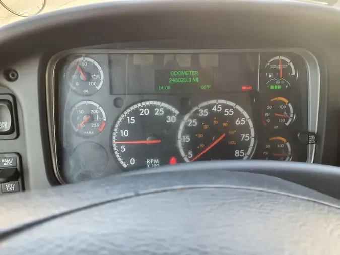 2019 FREIGHTLINER M2 106